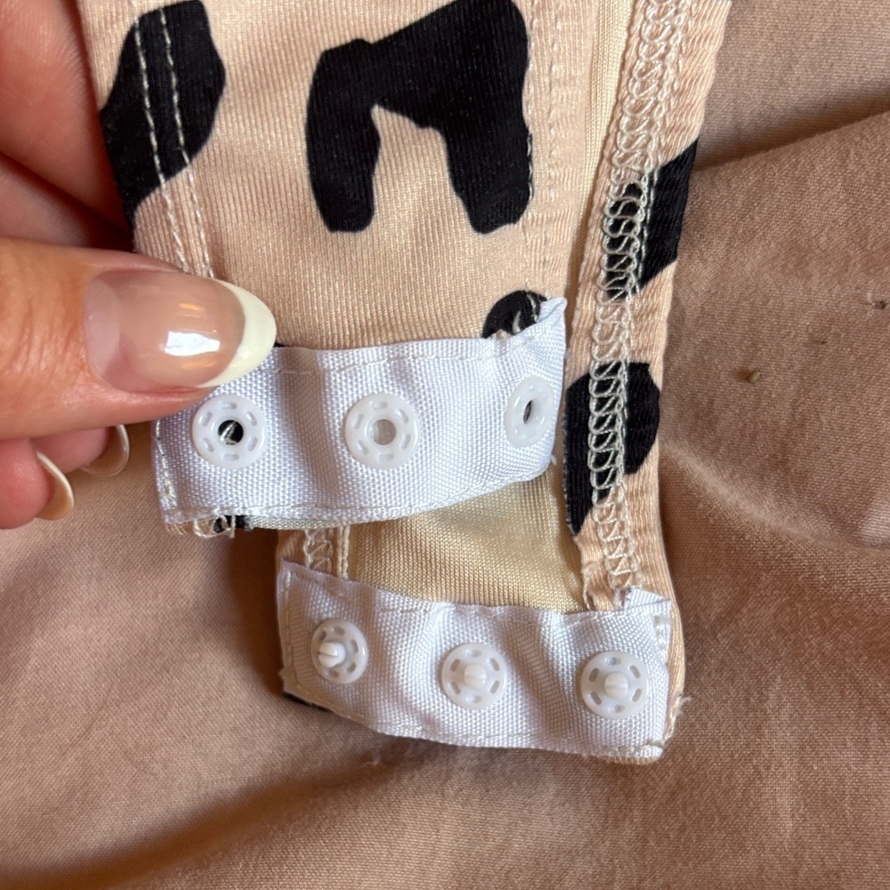 Princess Polly Cheetah Bodysuit š - Picture 6 of 7